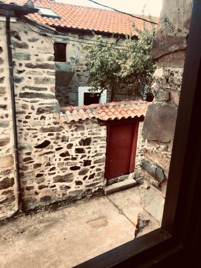 The Stone Boat Guesthouse For Pilgrims Rabanal del Camino Exterior photo